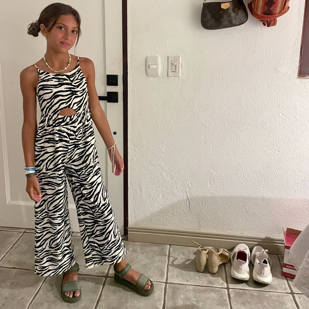 Zara girls zebra print jumpsuit